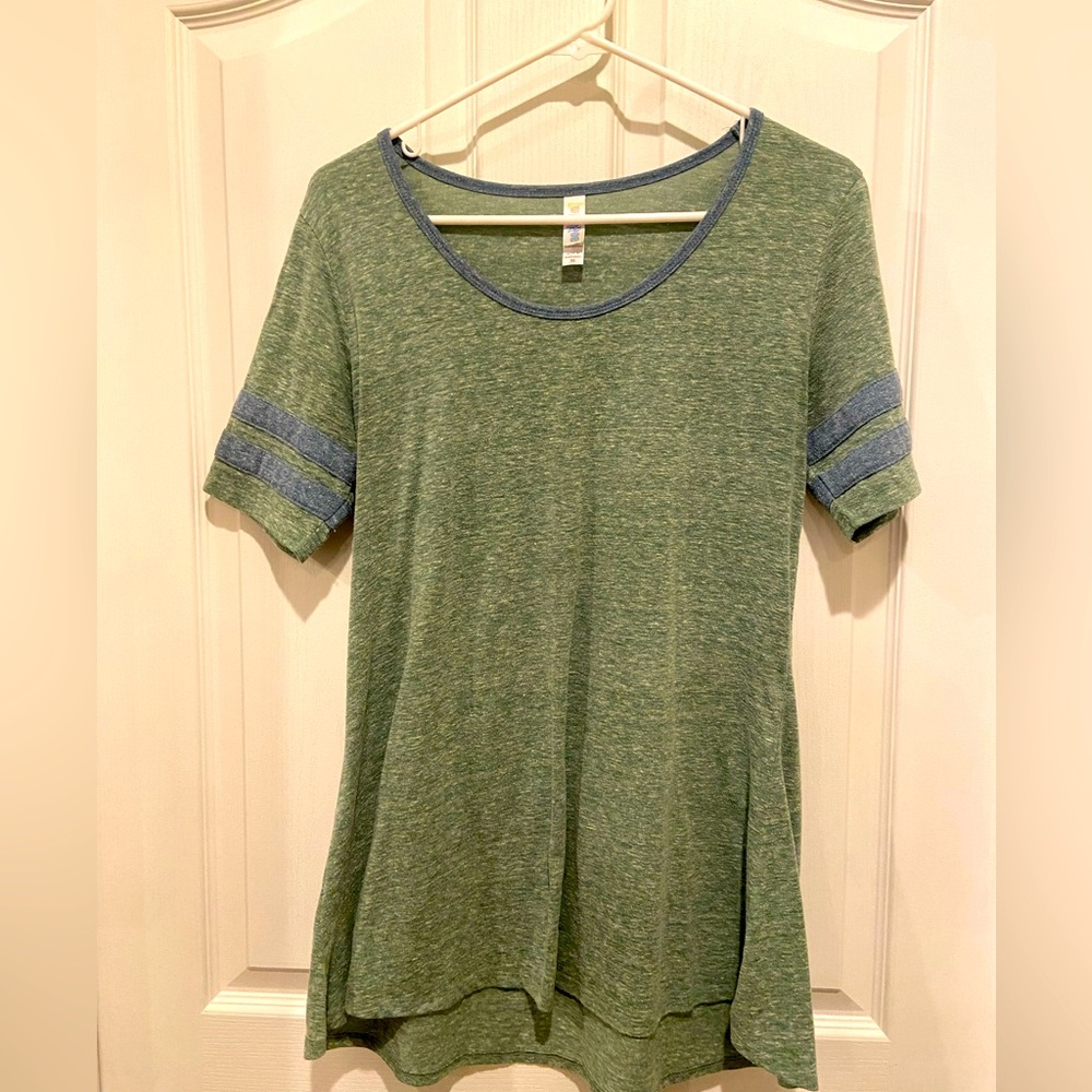LuLa Roe Classic Tee